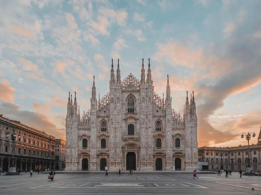 10' From Malpensa Casa Moderna, Netflix & Wi-Fi Apartment Casorate Sempione Ngoại thất bức ảnh