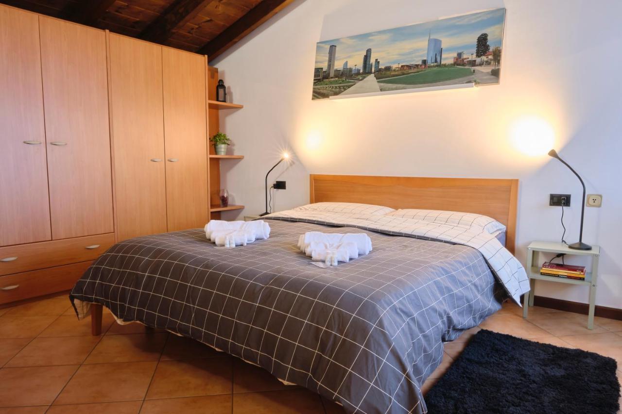 10' From Malpensa Casa Moderna, Netflix & Wi-Fi Apartment Casorate Sempione Ngoại thất bức ảnh