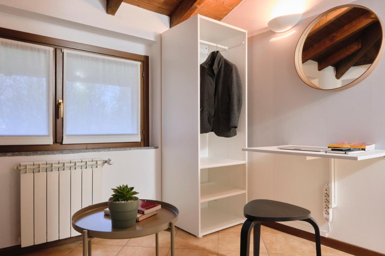 10' From Malpensa Casa Moderna, Netflix & Wi-Fi Apartment Casorate Sempione Ngoại thất bức ảnh
